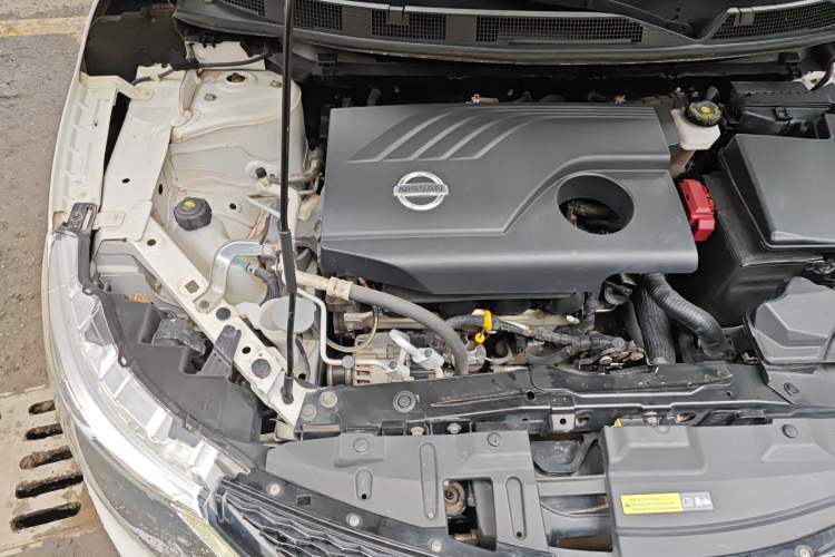 Used Nissan Qashqai 2017 2.0L CVT Luxury Edition China V Standard Engine Bay Right