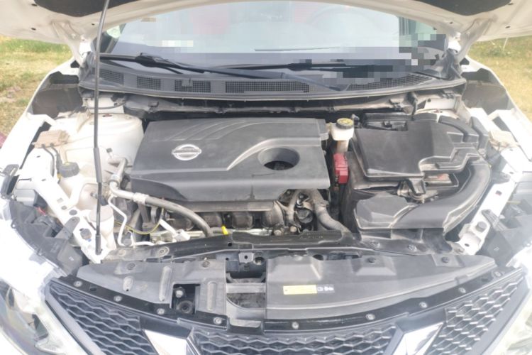 Used Nissan Qashqai 2017 2.0L CVT Smart Enjoyment Version China V Standard Engine Bay