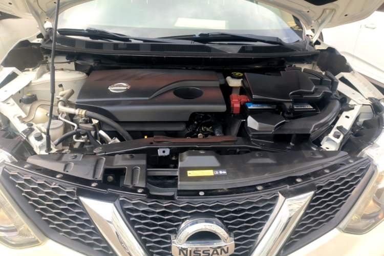 Used Nissan Qashqai 2017 2.0L CVT Smart Enjoyment Version China V Standard Engine Bay