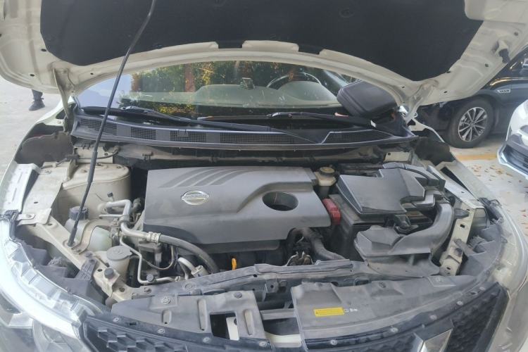 Used Nissan Qashqai 2017 2.0L CVT Smart Enjoyment Version China V Standard Engine Bay