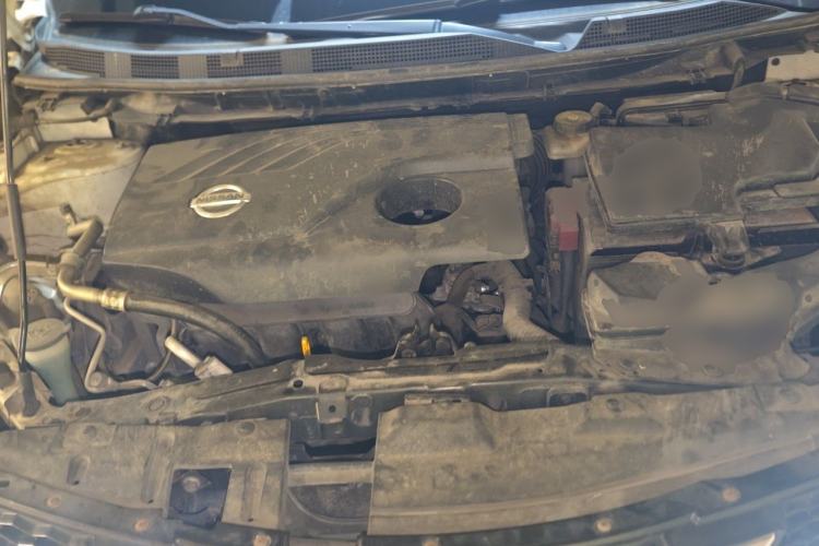 Used Nissan Qashqai 2017 2.0L CVT Elite Edition China VI Standard Engine Bay