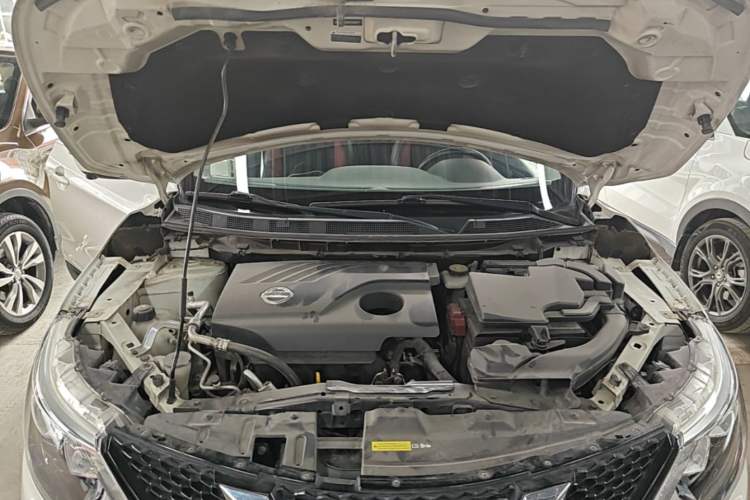 Used Nissan Qashqai 2017 2.0L CVT Luxury Edition China VI Standard Engine Bay