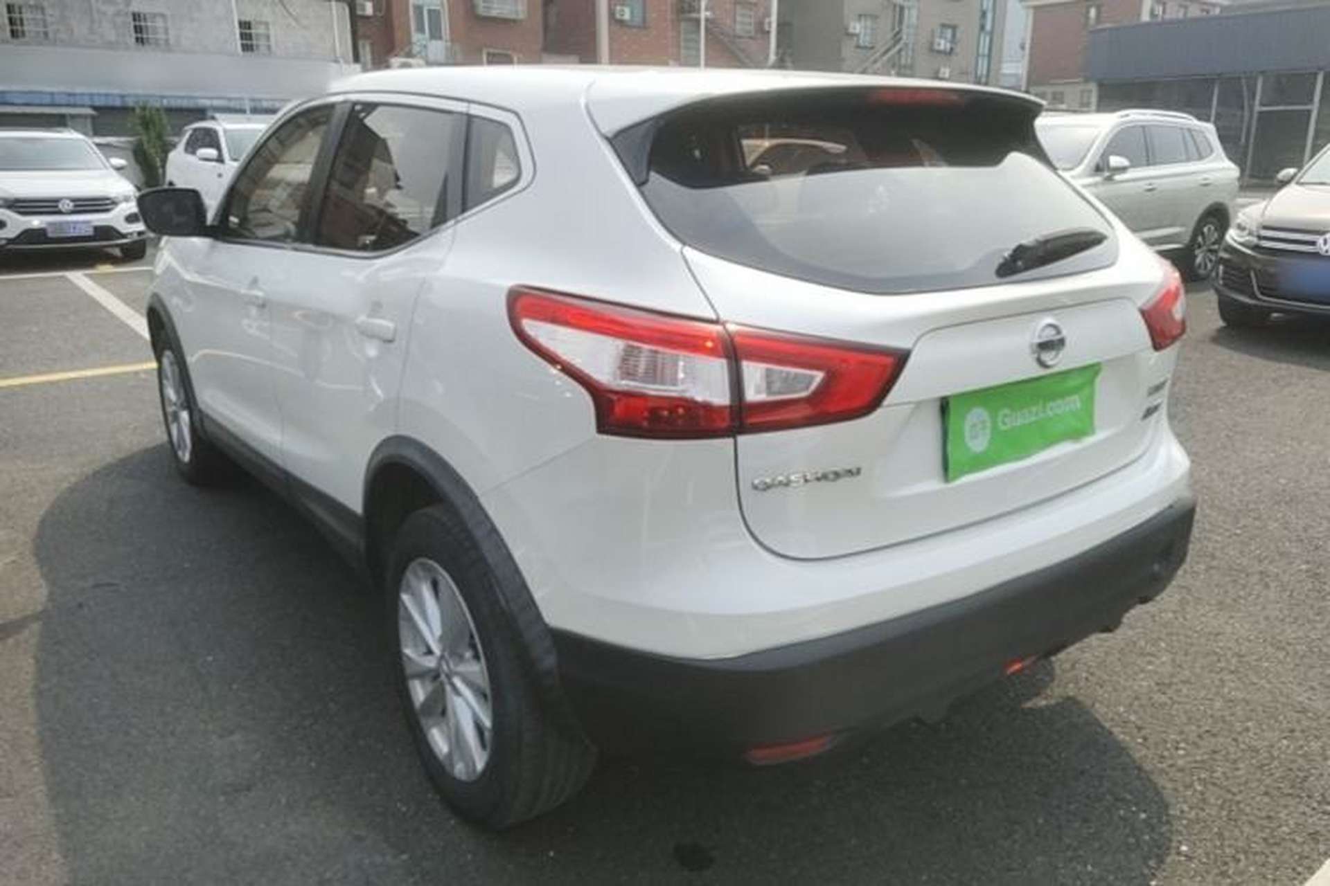 Used Nissan Qashqai 2017 2.0L CVT Elite Edition China VI Standard Exterior 2