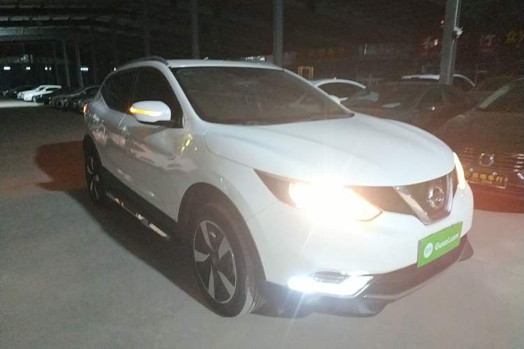 Used Nissan Qashqai 2017 2.0L CVT Smart Enjoyment Version China V Standard Exterior 2