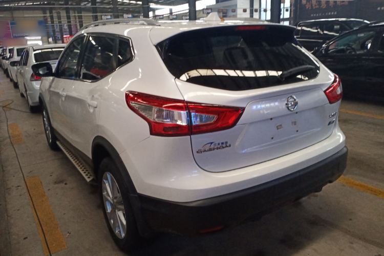 Used Nissan Qashqai 2017 2.0L CVT Elite Edition China V Standard Exterior 2