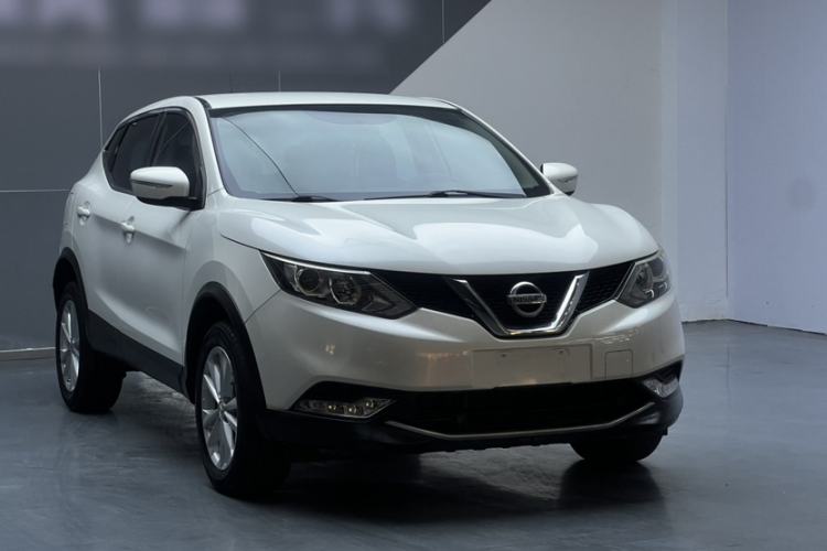 Used Nissan Qashqai 2017 2.0L CVT Elite Edition China V Standard Exterior 2