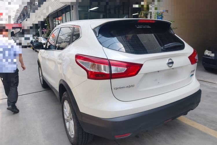 Used Nissan Qashqai 2017 2.0L CVT Elite Edition China V Standard Exterior 2
