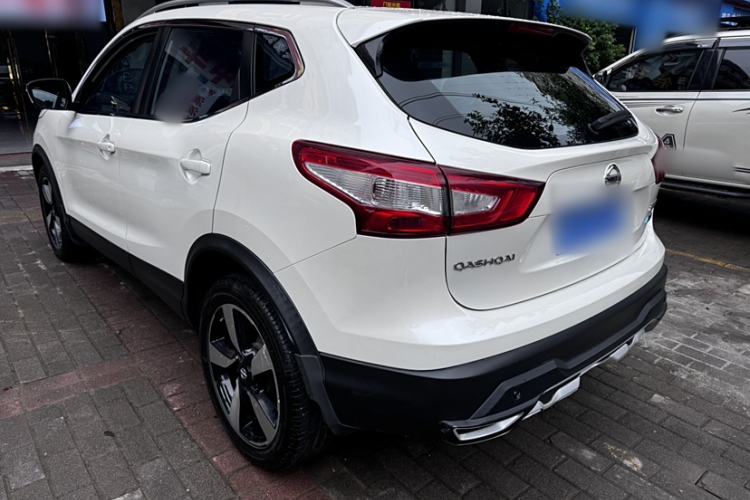 Used Nissan Qashqai 2017 2.0L CVT Luxury Edition China V Standard Exterior 2