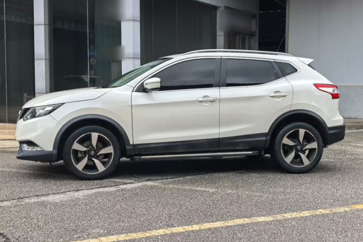 Used Nissan Qashqai 2017 2.0L CVT Smart Enjoyment Version China V Standard Exterior 3