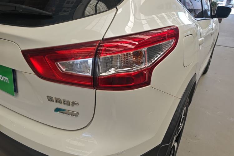Used Nissan Qashqai 2017 2.0L CVT Smart Enjoyment Version China V Standard Exterior 3
