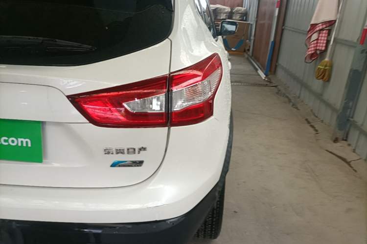 Used Nissan Qashqai 2017 2.0L CVT Smart Enjoyment Version China VI Standard Exterior 3