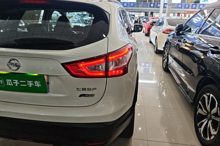 Used Nissan Qashqai 2017 2.0L CVT Smart Enjoyment Version China VI Standard Exterior 3