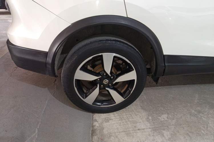 Used Nissan Qashqai 2017 2.0L CVT Smart Enjoyment Version China VI Standard Exterior 3