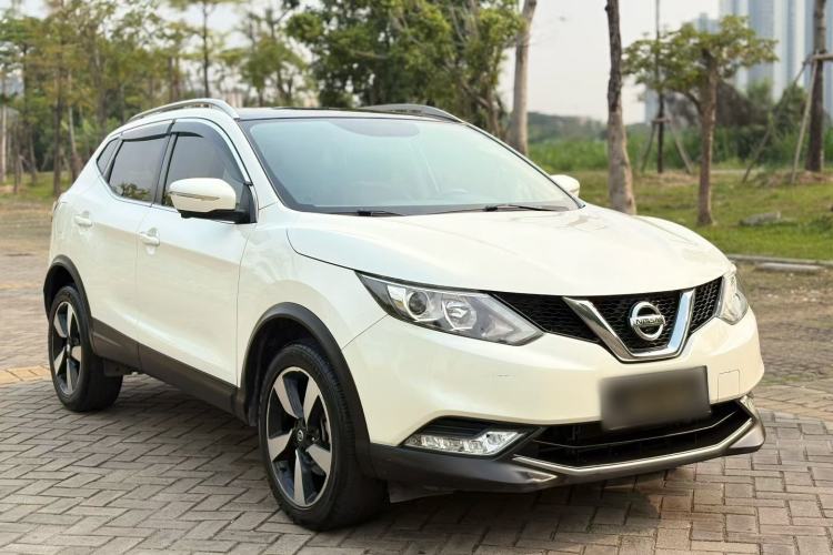 Used Nissan Qashqai 2017 2.0L CVT Luxury Edition China V Standard Exterior 4