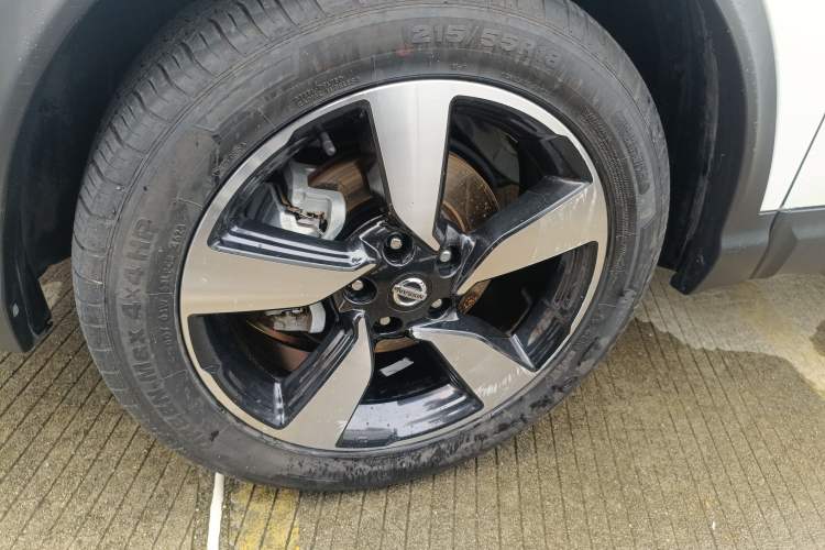 Used Nissan Qashqai 2017 2.0L CVT Smart Enjoyment Version China V Standard Exterior 4