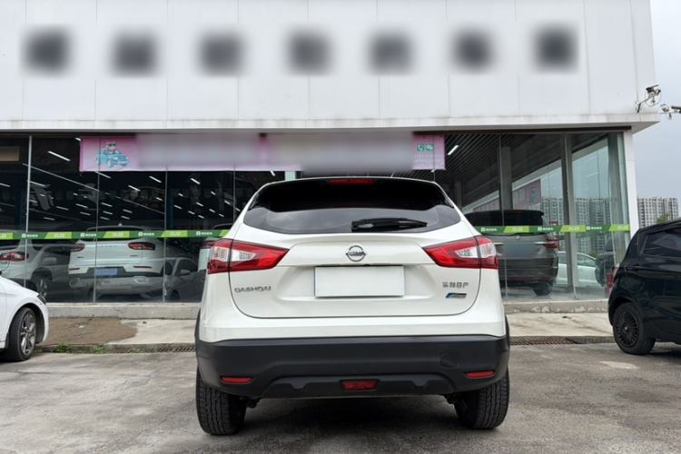 Used Nissan Qashqai 2017 2.0L CVT Luxury Edition China V Standard Exterior 4
