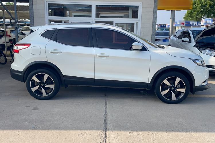 Used Nissan Qashqai 2017 2.0L CVT Smart Enjoyment Version China V Standard Exterior 4