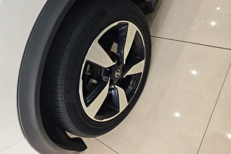 Used Nissan Qashqai 2017 2.0L CVT Smart Enjoyment Version China VI Standard Exterior 4