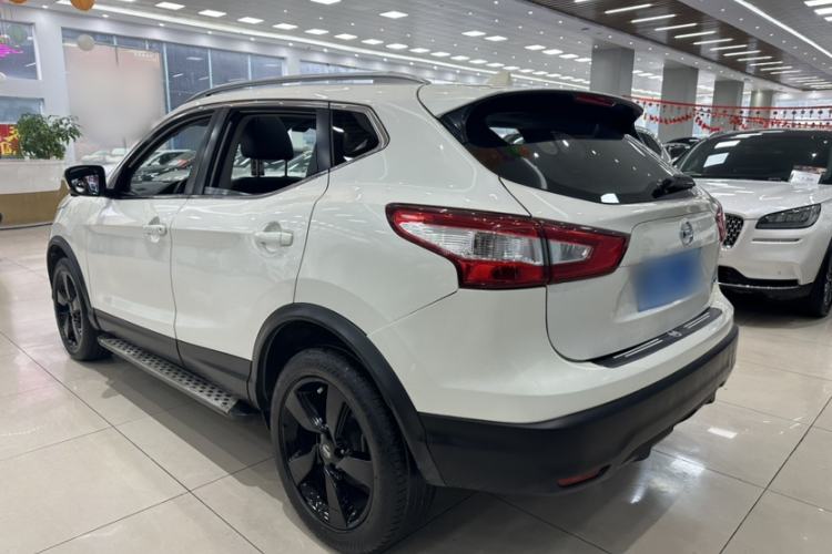 Used Nissan Qashqai 2017 2.0L CVT Luxury Edition China V Standard Exterior 4