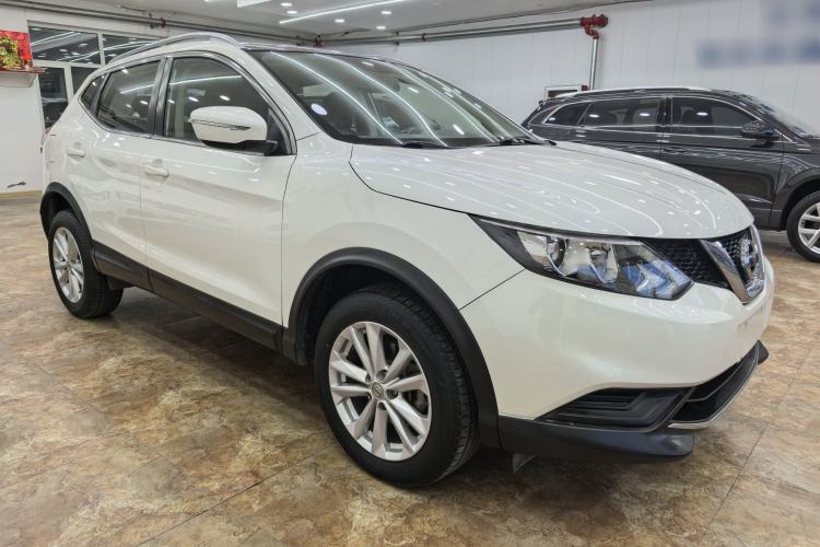 Used Nissan Qashqai 2017 1.2T CVT Fashion Edition Exterior 5