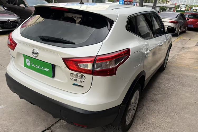 Used Nissan Qashqai 2017 2.0L CVT Elite Edition China V Standard Exterior 5