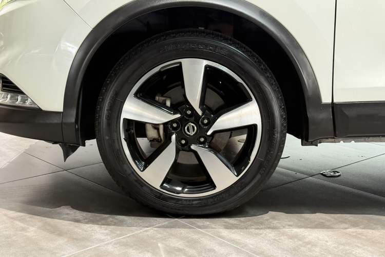 Used Nissan Qashqai 2017 2.0L CVT Luxury Edition China V Standard Exterior 6