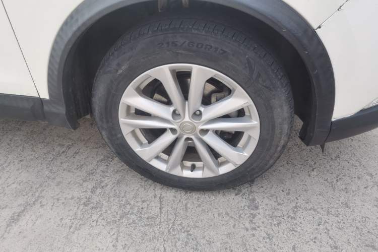 Used Nissan Qashqai 2017 2.0L CVT Elite Edition China V Standard Exterior 7