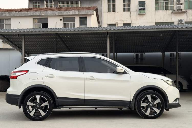 Used Nissan Qashqai 2017 2.0L CVT Smart Enjoyment Version China V Standard Exterior 7