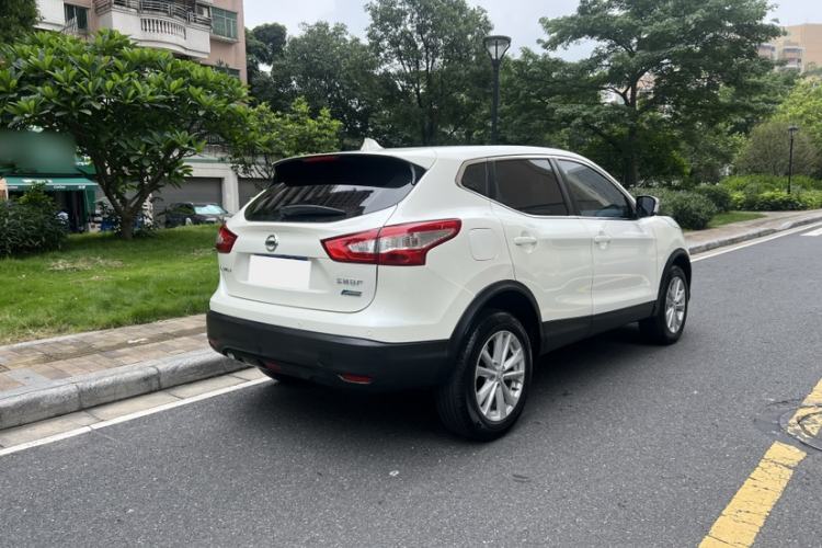 Used Nissan Qashqai 2017 2.0L CVT Elite Edition China V Standard Exterior 7