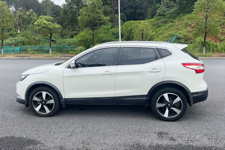Used Nissan Qashqai 2017 2.0L CVT Smart Enjoyment Version China V Standard Exterior 9