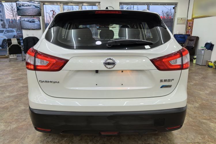 Used Nissan Qashqai 2017 1.2T CVT Fashion Edition Exterior 9