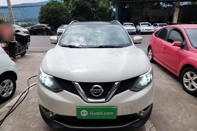 Used Nissan Qashqai 2017 2.0L CVT Luxury Edition China V Standard Front