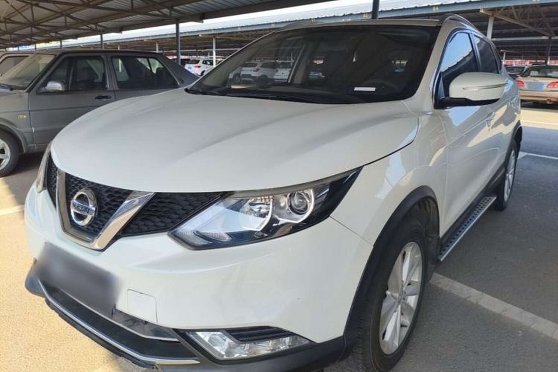 Used Nissan Qashqai 2017 2.0L CVT Elite Edition China V Standard Front Left 45 Deg