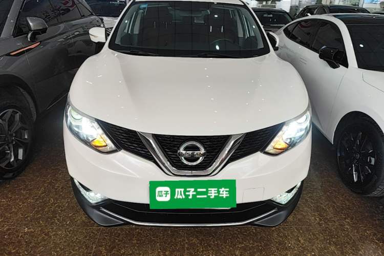 Used Nissan Qashqai 2017 2.0L CVT Elite Edition China VI Standard Front