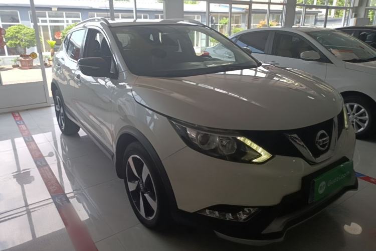 Used Nissan Qashqai 2017 2.0L CVT Smart Enjoyment Version China V Standard Front Right 45 Deg