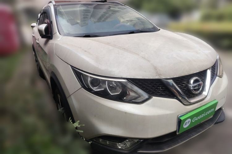 Used Nissan Qashqai 2017 2.0L CVT Luxury Edition China V Standard Front Right 45 Deg