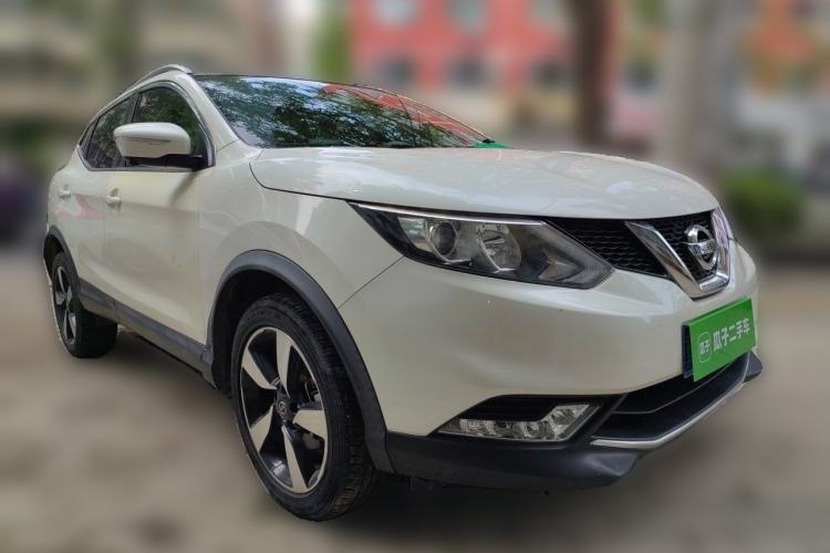 Used Nissan Qashqai 2017 2.0L CVT Luxury Edition China V Standard Front Right 45 Deg
