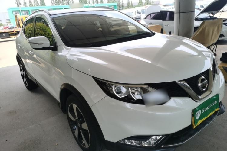 Used Nissan Qashqai 2017 2.0L CVT Smart Enjoyment Version China V Standard Front Right 45 Deg