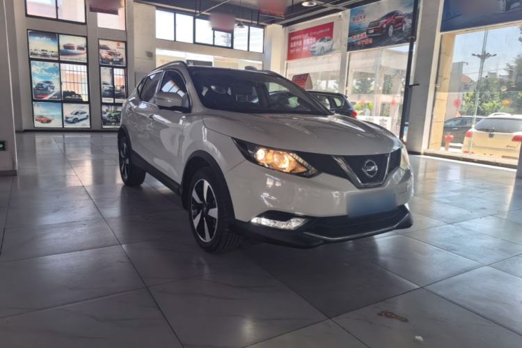Used Nissan Qashqai 2017 2.0L CVT Luxury Edition China V Standard Front Right 45 Deg