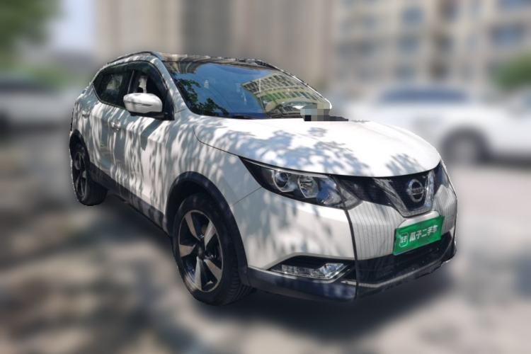 Used Nissan Qashqai 2017 2.0L CVT Luxury Edition China V Standard Front Right 45 Deg