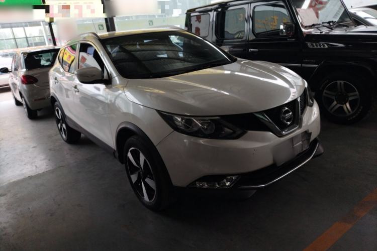Used Nissan Qashqai 2017 2.0L CVT Smart Enjoyment Version China V Standard Front Right 45 Deg