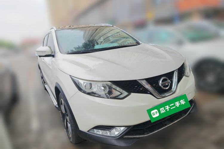 Used Nissan Qashqai 2017 2.0L CVT Luxury Edition China V Standard Front Right 45 Deg