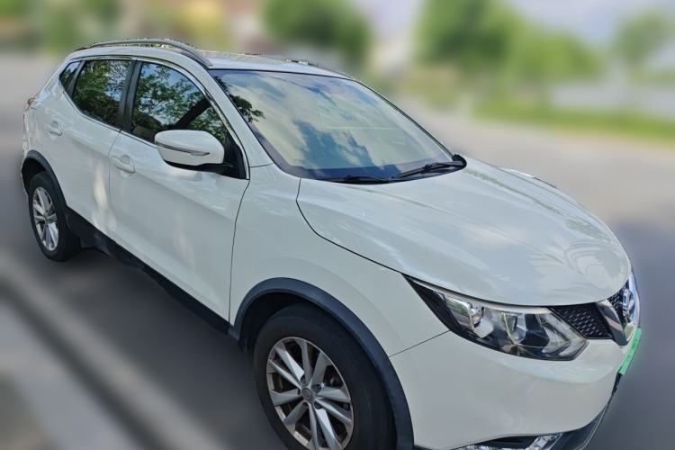 Used Nissan Qashqai 2017 2.0L CVT Elite Edition China V Standard Front Right 45 Deg