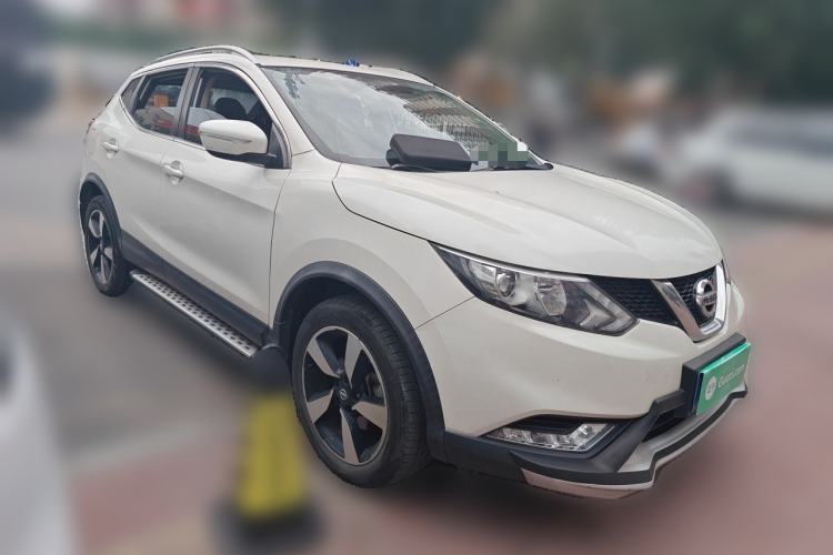 Used Nissan Qashqai 2017 2.0L CVT Smart Enjoyment Version China V Standard Front Right 45 Deg
