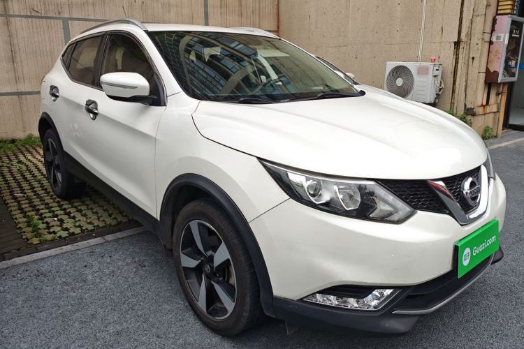 Used Nissan Qashqai 2017 2.0L CVT Smart Enjoyment Version China V Standard Front Right 45 Deg