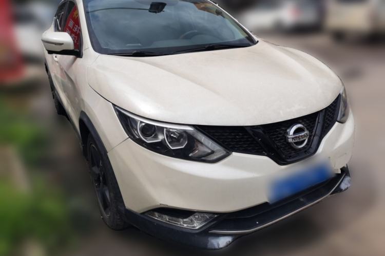 Used Nissan Qashqai 2017 2.0L CVT Luxury Edition China VI Standard Front Right 45 Deg