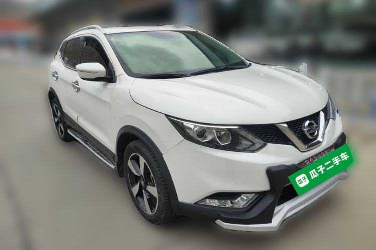 Used Nissan Qashqai 2017 2.0L CVT Smart Enjoyment Version China V Standard Front Right 45 Deg