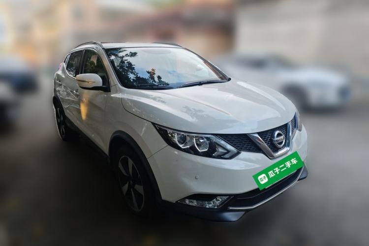 Used Nissan Qashqai 2017 2.0L CVT Smart Enjoyment Version China V Standard Front Right 45 Deg