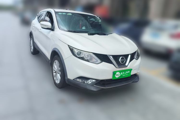 Used Nissan Qashqai 2017 2.0L CVT Elite Edition China V Standard Front Right 45 Deg