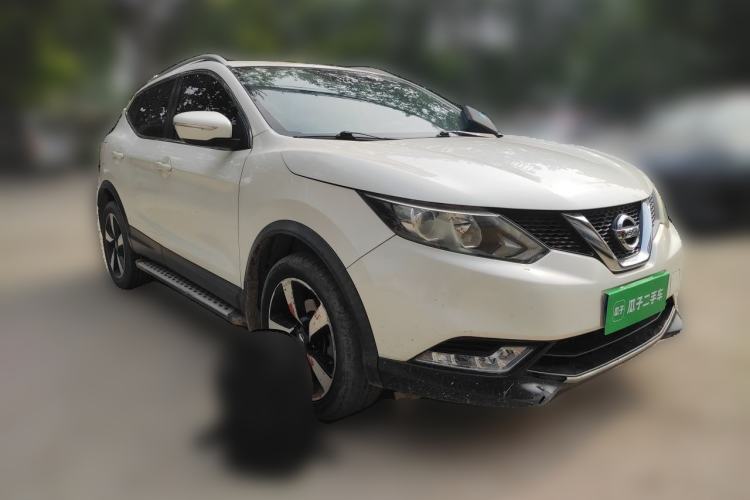 Used Nissan Qashqai 2017 2.0L CVT Smart Enjoyment Version China V Standard Front Right 45 Deg